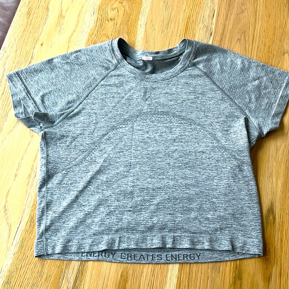 Lululemon swiftly tech crop shirt 2.0 size 8
